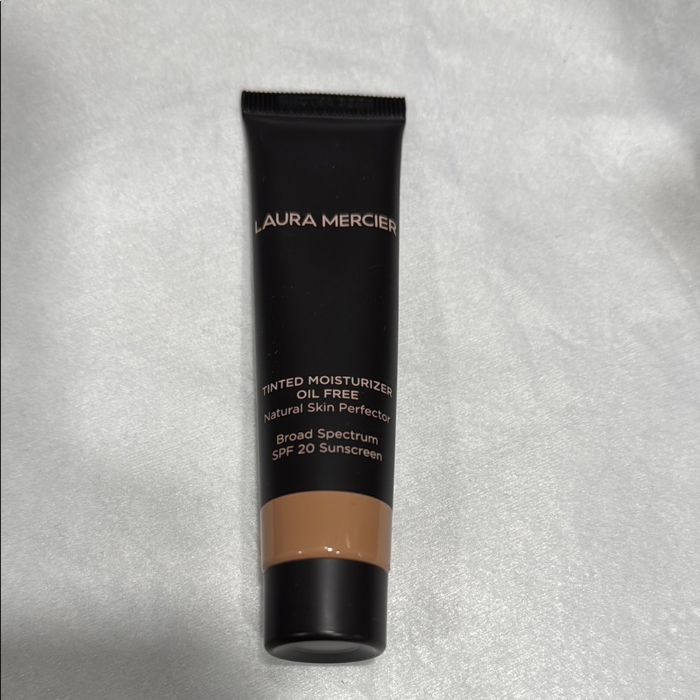 Laura Mercier Tinted Moisturizer - Natural Skin Perfector in Tawny 4W1
